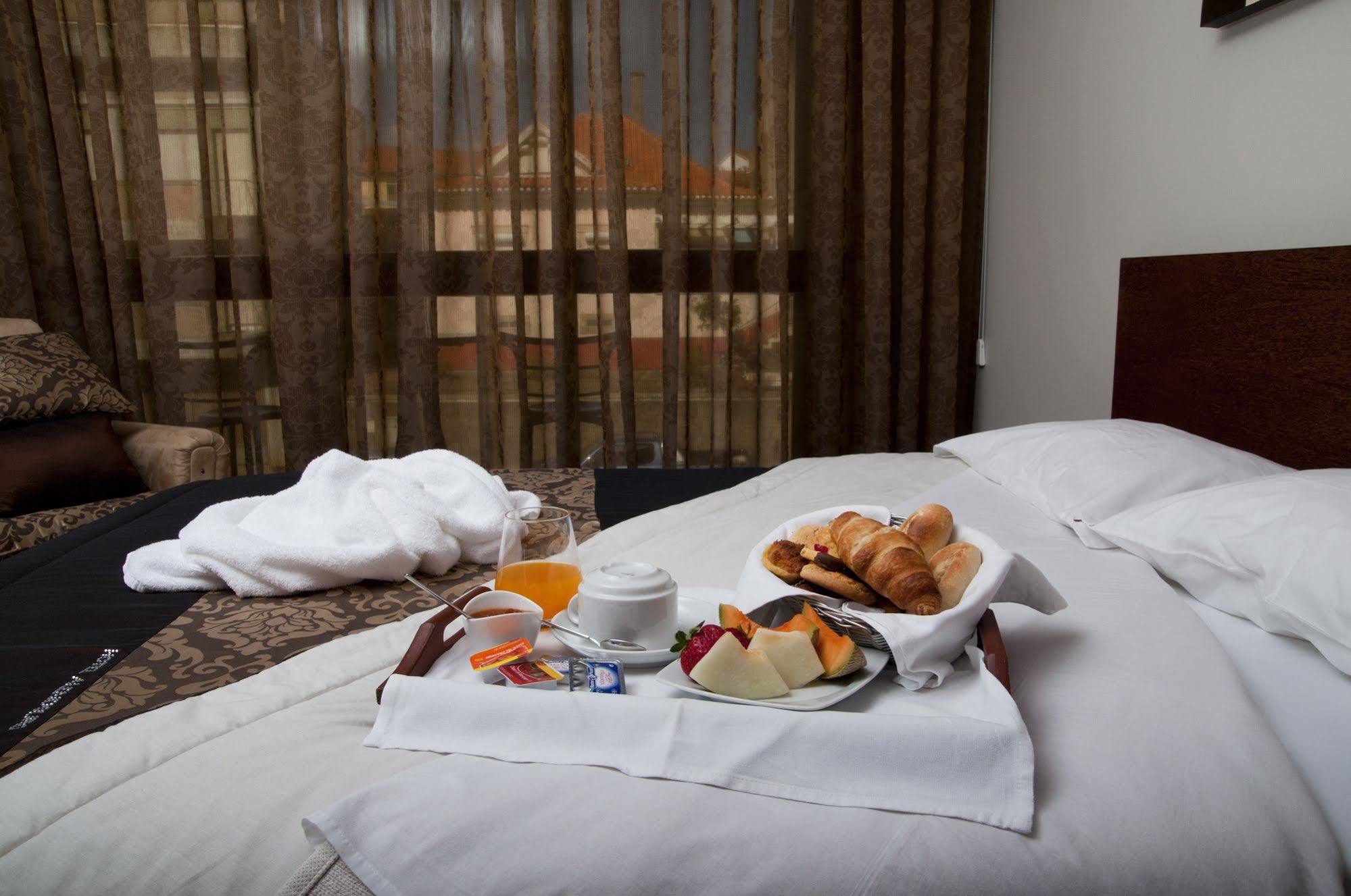 Hotel Alendouro Macedo de Cavaleiros Buitenkant foto